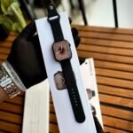 Series 11 Smartwatch with Dual Straps