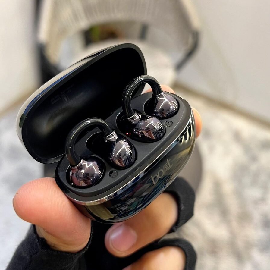 boAt Loop Wireless Earbuds boAt Loop Wireless Earbuds